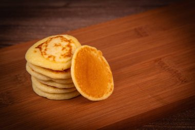 Cocktail Blinis veya mini blinis, yüksek kaliteli fotoğraf