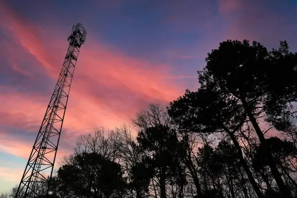 Aufbau Des Netzes Antennen Auf Einem Mobilfunkmast Winterlicher Atmosphäre Auslegen Stockfoto