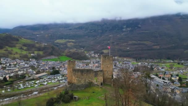 Frankrike Hautes Pyrenéerna Gave Pau Luz Saint Sauveur Medeltida Slottet — Stockvideo