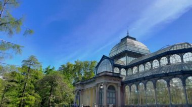 Madrid, Parque del Retiro, Alfonso XII anıtı, İspanya, yüksek kaliteli 4K görüntü