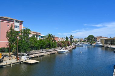 Port Grimaud, Var, Provence-Alpes-Cote dAzur, Provence, Fransa, Akdeniz, Avrupa. Yüksek kalite fotoğraf