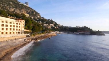 Monte Carlo, Avrupa 'da Fransa yakınlarındaki Fransız Rivierası' nda yer alan bir ülkedir.