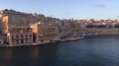 Valletta, Malta - Kasım 08, 2017: St. John 's Malta Limanı Valletta manzarası