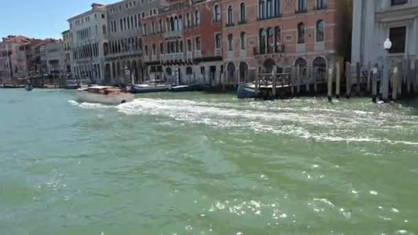 Venedik Teki Büyük Kanalda Bir Gezi — Stok video