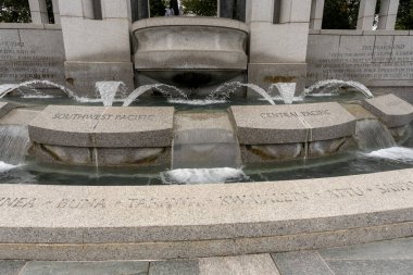 2. Dünya Savaşı sırasında hizmet etmiş Amerikan vatandaşları için ulusal bir anma töreni..