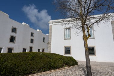 Cascais Sarayı Kalesi 'nin avlusunun içi.