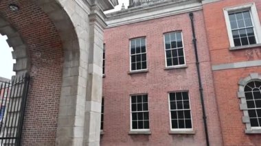 Tipik Dublin İrlanda mimarisi