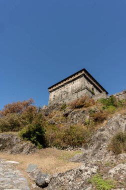 Verres Şatosu, İtalya 'nın Aosta Vadisi' nde bulunan heybetli bir ortaçağ kalesi.