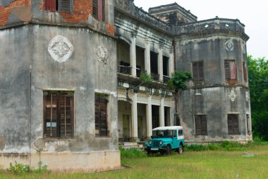 Unknown old ruined palace named Chilkigarh Rajbari at Chilkigarh, West Bengal, India.