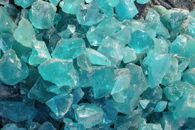 Birçok dekoratif aquamarine kristal taşı peyzaj tasarımında dekorasyon için.