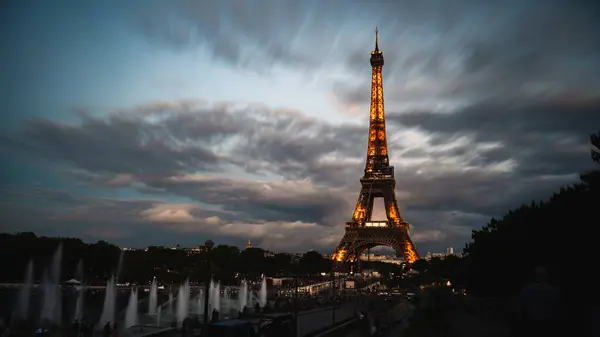 Вид Эйфелеву Башню Площади Трокадеро Париже Франция Длительное Пространство Экспозиции — стоковое фото