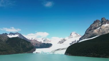 Arjantin Gölü 'ndeki Spegazzini Buzulu, Los Glaciares Ulusal Parkı, Santa Cruz Eyaleti, Patagonya, Arjantin. Yüksek kalite 4k görüntü