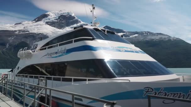 Båt Spegazzini Glacier Los Glaciares National Park Santa Cruz Province — Stockvideo