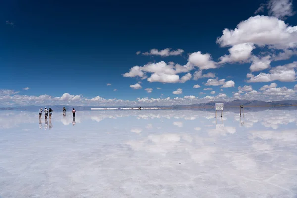 Cielo Azul Nublado Que Cubre Desierto Blanco Salado Salinas Grandes —  Fotos de Stock