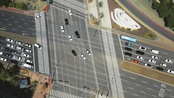 Εναέρια Άποψη Της Κυκλοφορίας Αυτοκινήτων Complex Crossroads Κοντά Στο Yeouido — Αρχείο Βίντεο