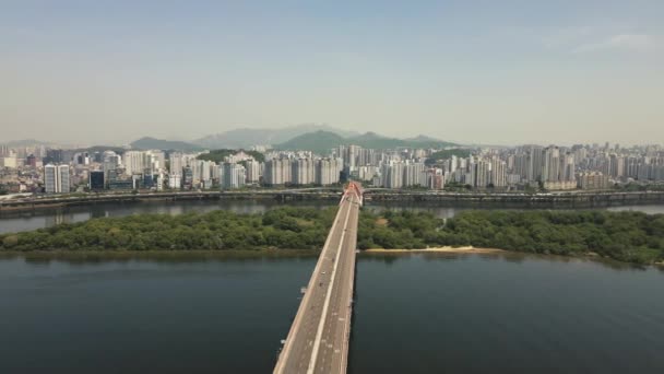 Luftaufnahme Der Seogang Brücke Die Die Innenstadt Von Seoul Korea — Stockvideo