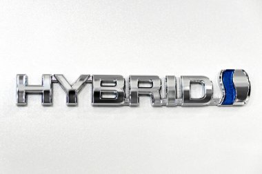 Odaiba, Tokyo, Japonya, Toyota Showcase Mega Web Palet Kasabası - 2 Ocak 2020: Toyota PRIUS HYBRID amblemi.