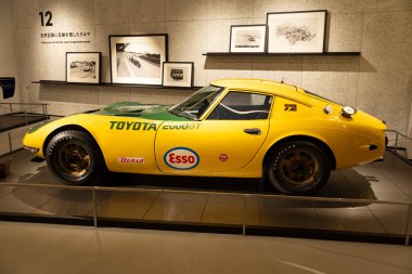 Oyama-cho, Sunto-gun, Shizuoka, Japonya - 27 Mart 2023: Toyota 2000GT 