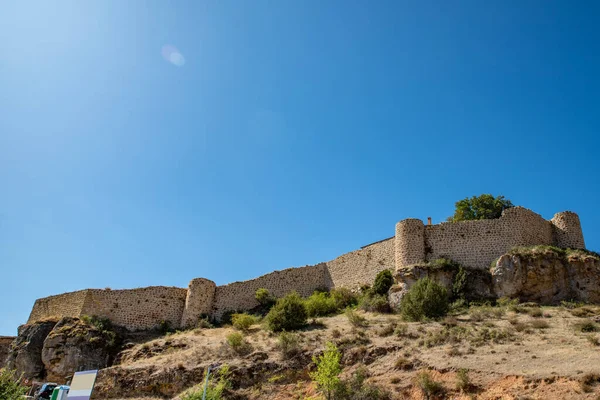 Vue Sur Mur Village Médiéval Calatanazor Par Une Journée Ensoleillée — Photo