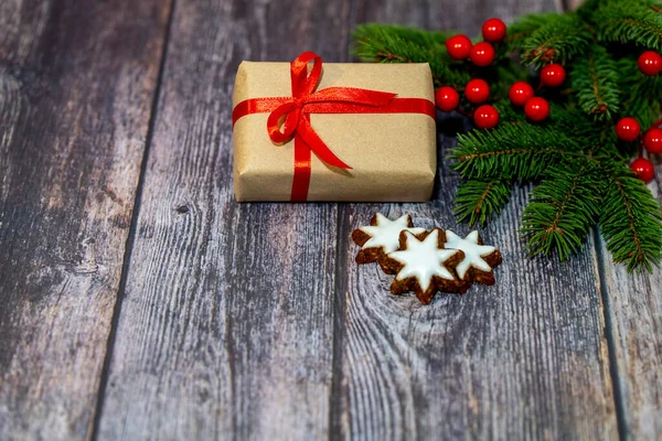 Dárková Krabice Vánoční Cukroví Skořicové Hvězdy Tradiční Evropě Rohové Zázemí — Stock fotografie