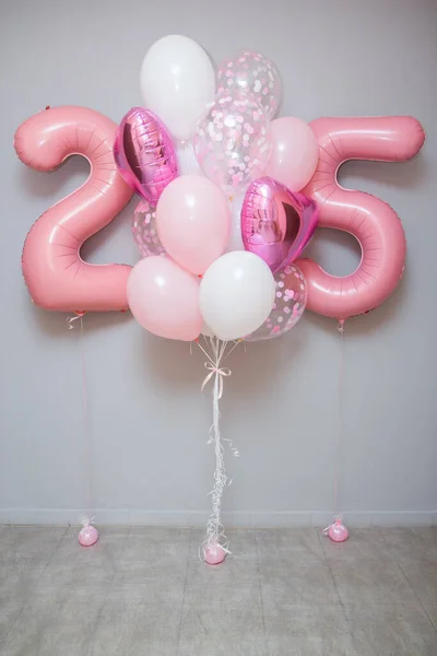 Globos Rosados Con Helio Globos Numéricos Para Cumpleaños —  Fotos de Stock