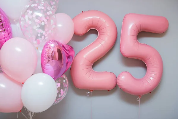 Ροζ Μπαλόνια Ήλιο Αριθμός Μπαλόνια Για Γενέθλια — Φωτογραφία Αρχείου