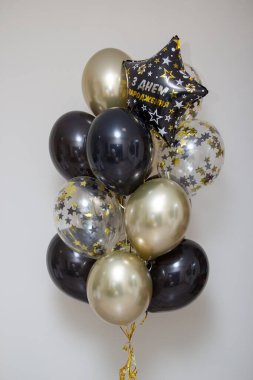 Bir dizi altın siyah balon, konfeti balonları, doğum günü balonları, 