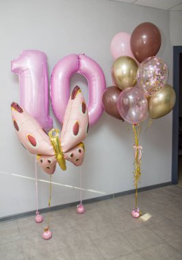 Balon seti, pembe 10 numara, pembe kelebek balonu, helyum balonları.
