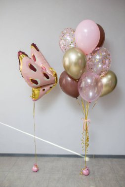 Balon seti, pembe 10 numara, pembe kelebek balonu, helyum balonları.