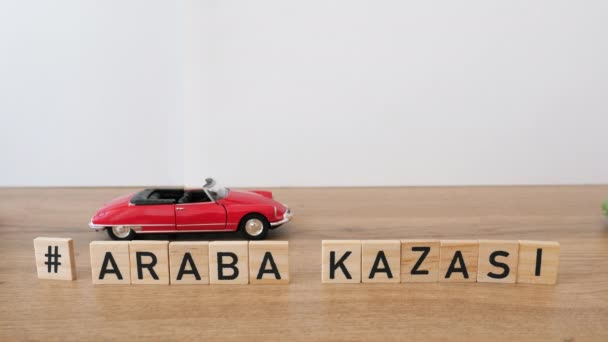 Car Crash Words Araba Kazasi Języku Tureckim Koncepcja Wypadku Samochodowego — Wideo stockowe