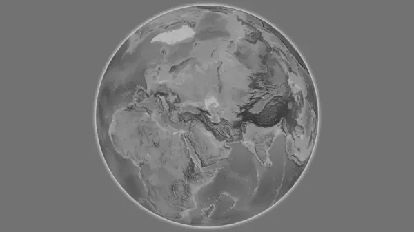 以亚美尼亚为中心的灰度全球地图 — 图库照片