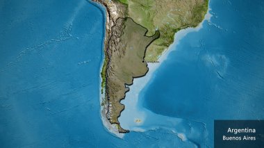 Arjantin sınır bölgesinin yakın çekimleri, uydu haritasında koyu bir örtüyle vurgulanıyor. Ana nokta. Kırsal kesimin kıvrımlı kenarları. Ülkenin ve başkentinin İngilizce adı