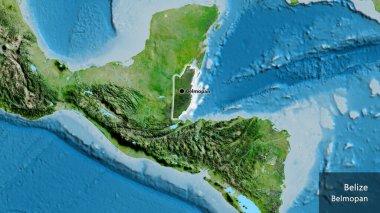 Belize sınır bölgesinin yakın çekimleri, uydu haritasında koyu bir örtüyle vurgulanıyor. Ana nokta. Ülke çapında parıldıyor. Ülkenin ve başkentinin İngilizce adı