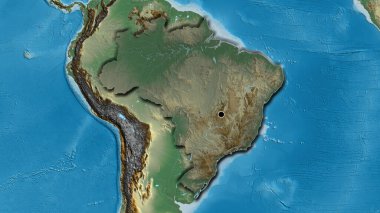 Brezilya sınır bölgesinin yakın çekimleri, bir yardım haritasında koyu bir örtüyle vurgulanıyor. Ana nokta. Ülkenin kıvrımlı kenarları. 