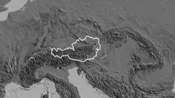 Nahaufnahme Des Österreichischen Grenzgebiets Auf Einer Zweistufigen Karte Kapitalpunkt Glühen — Stockfoto