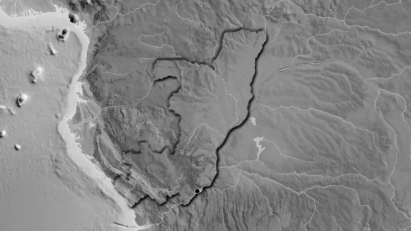 在一张灰色比例尺地图上对刚果共和国边境地区进行的密切调查 资本点 国家形状的斜边 — 图库照片