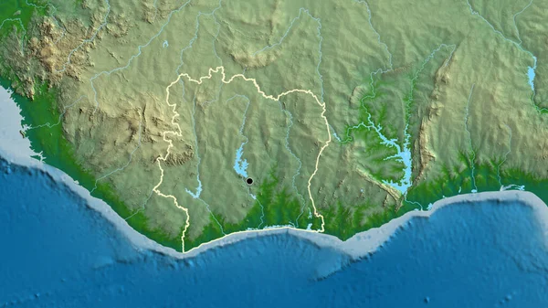在一张地形图上对科特迪瓦边境地区进行了密切监视 资本点 国家形貌概述 — 图库照片