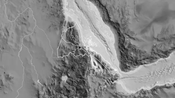 在一张灰色比例尺地图上对厄立特里亚边境地区及其区域边界进行密切监视 资本点 国家形貌概述 — 图库照片
