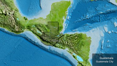 Guatemala sınır bölgesinin yakın planında uydu haritasında koyu bir örtüyle vurgulanıyor. Ana nokta. Kırsal kesimin kıvrımlı kenarları. Ülkenin ve başkentinin İngilizce adı