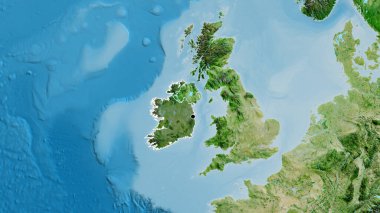 İrlanda sınır bölgesinin yakın çekimleri, uydu haritasında koyu bir örtüyle vurgulanıyor. Ana nokta. Ülke şekli etrafında özet geç. 