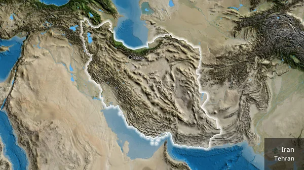 衛星地図上のイラン国境地帯の閉鎖 資本ポイント 国の形の周りに光る 英名国とその首都 — ストック写真
