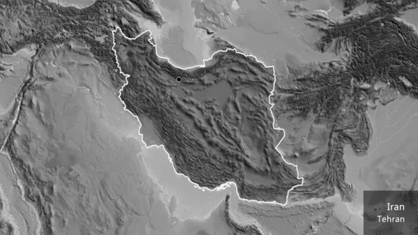 伊朗边境地区的特写镜头 以灰度地图上的黑暗覆盖为亮点 资本点 概略地描述一下国家的面貌 国家及其首都的英文名称 — 图库照片