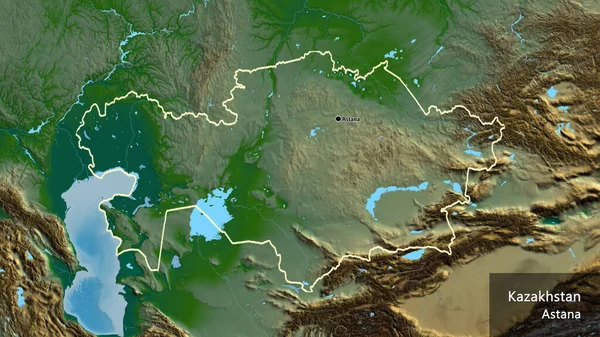 在一张实景地图上对哈萨克斯坦边境地区进行的密切监视 资本点 概略地描述一下国家的面貌 国家及其首都的英文名称 — 图库照片