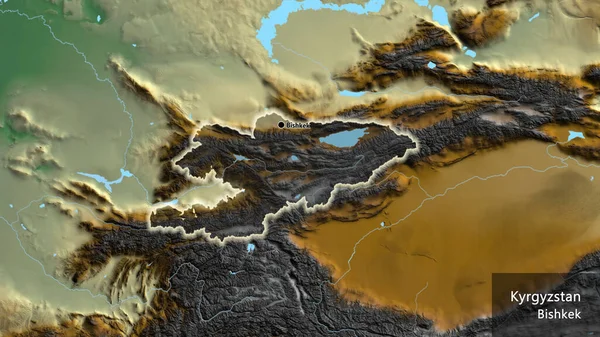 キルギスタン国境地帯のクローズアップは 救援地図上の暗いオーバーレイで強調表示されます 資本ポイント 国の形の周りに光る 英名国とその首都 — ストック写真