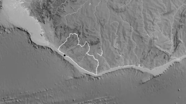 在灰色比例尺地图上对利比里亚边境地区进行的密切调查 资本点 国家形貌概述 — 图库照片