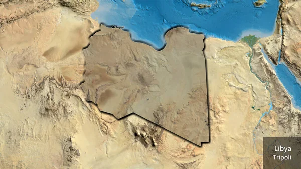 在利比亚边境地区进行的近距离调查显示 卫星地图上有黑暗的阴影 资本点 这个国家的边缘呈斜角状 国家及其首都的英文名称 — 图库照片