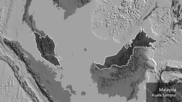マレーシアの国境地帯のクローズアップは 二層地図上の暗いオーバーレイで強調されています 資本ポイント 国の形の周りの概要 英名国とその首都 — ストック写真