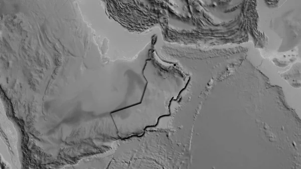 グレースケールの地図上のオマーン国境地域の閉鎖 資本ポイント 国の形の縁が隠されている — ストック写真