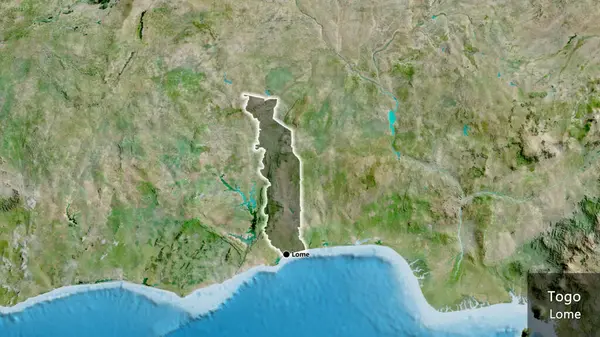 多哥边境地区的特写镜头 用卫星地图上的黑暗阴影突出显示出来 资本点 风靡全国各地 国家及其首都的英文名称 — 图库照片