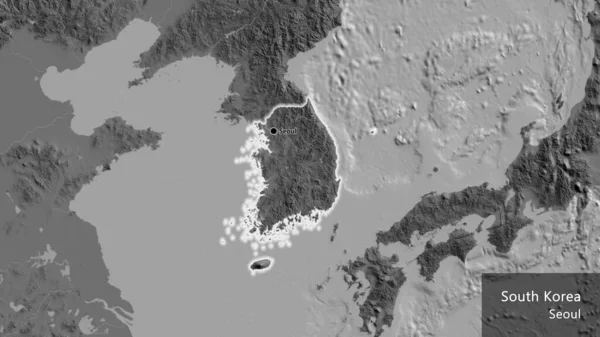 在一张双面地图上对韩国边境地区进行的密切监视 资本点 风靡全国各地 国家及其首都的英文名称 — 图库照片